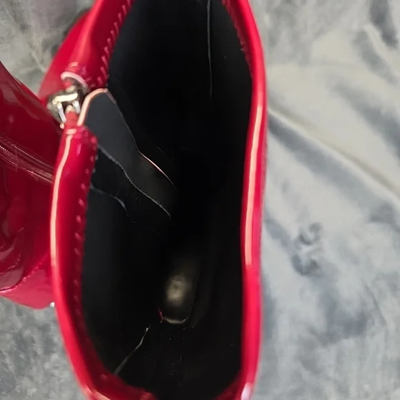 Lattelier Womens Shiny Ruby Red Leather Rhinestone Silver Boots. 38 (10 Usa) - Picture 8 of 13